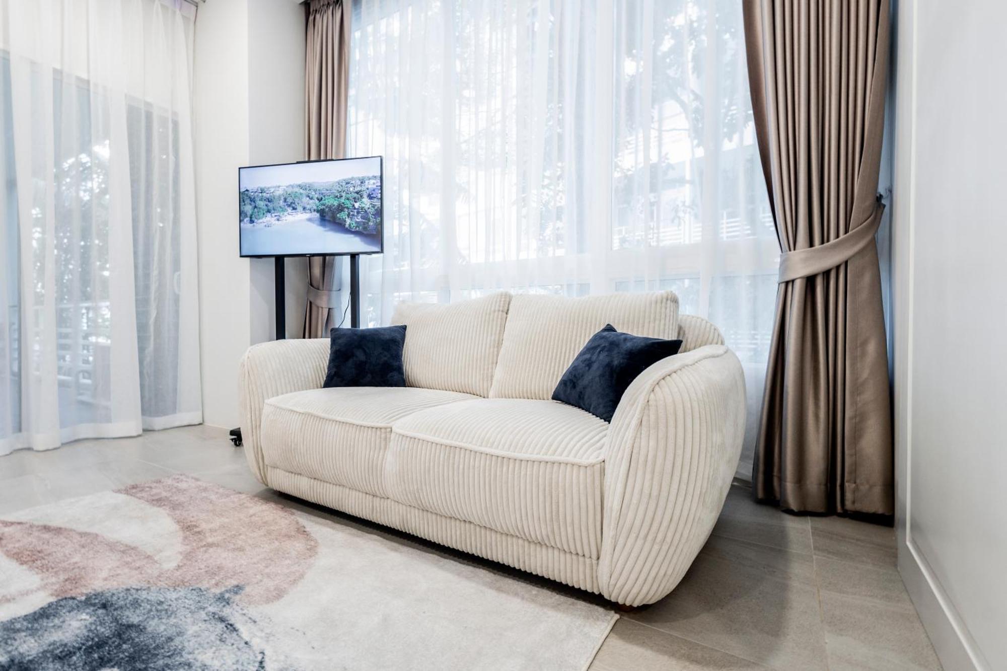Karon Beach Residence Esterno foto